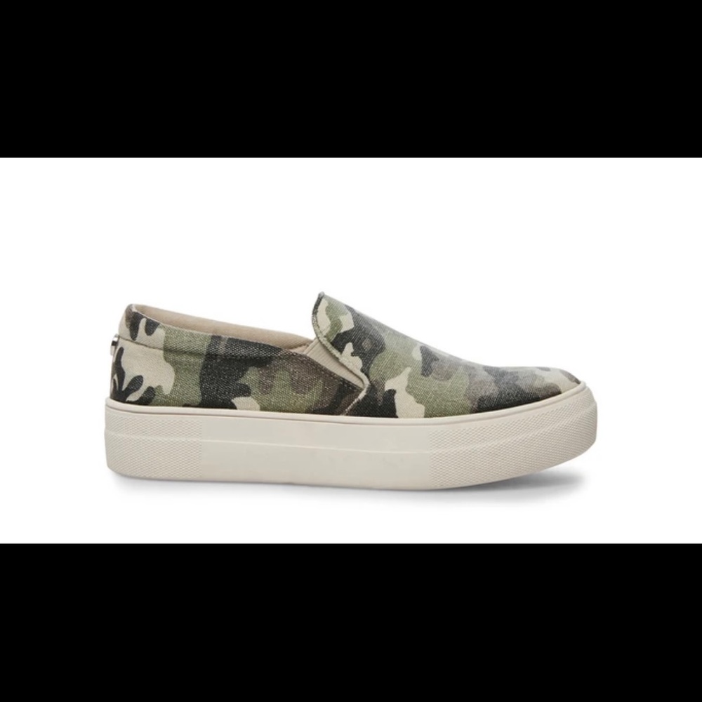Steve Madden Gills- Green Camo Slip-ons